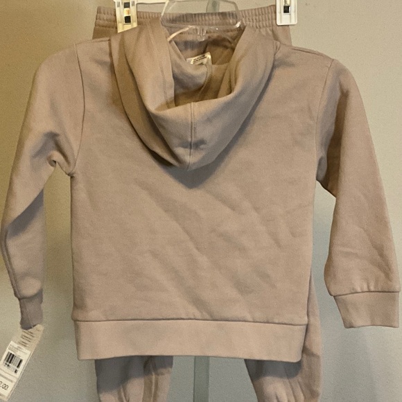 adidas Kids Matching Set in Beige - Picture 5 of 5